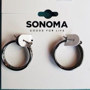 2/10$ NWT black hoop earrings sonoma